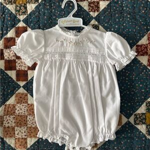 Feltman Bros White Baby Girl Matching Set